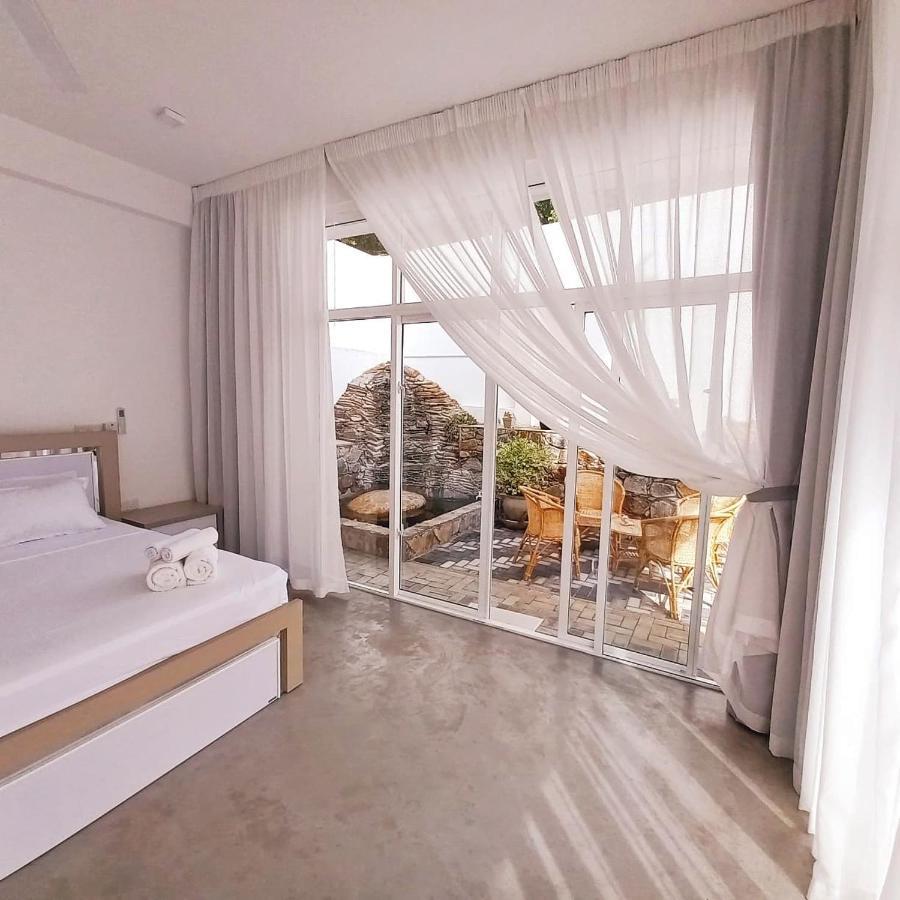 Hotel Zodiak à Tangalle Extérieur photo