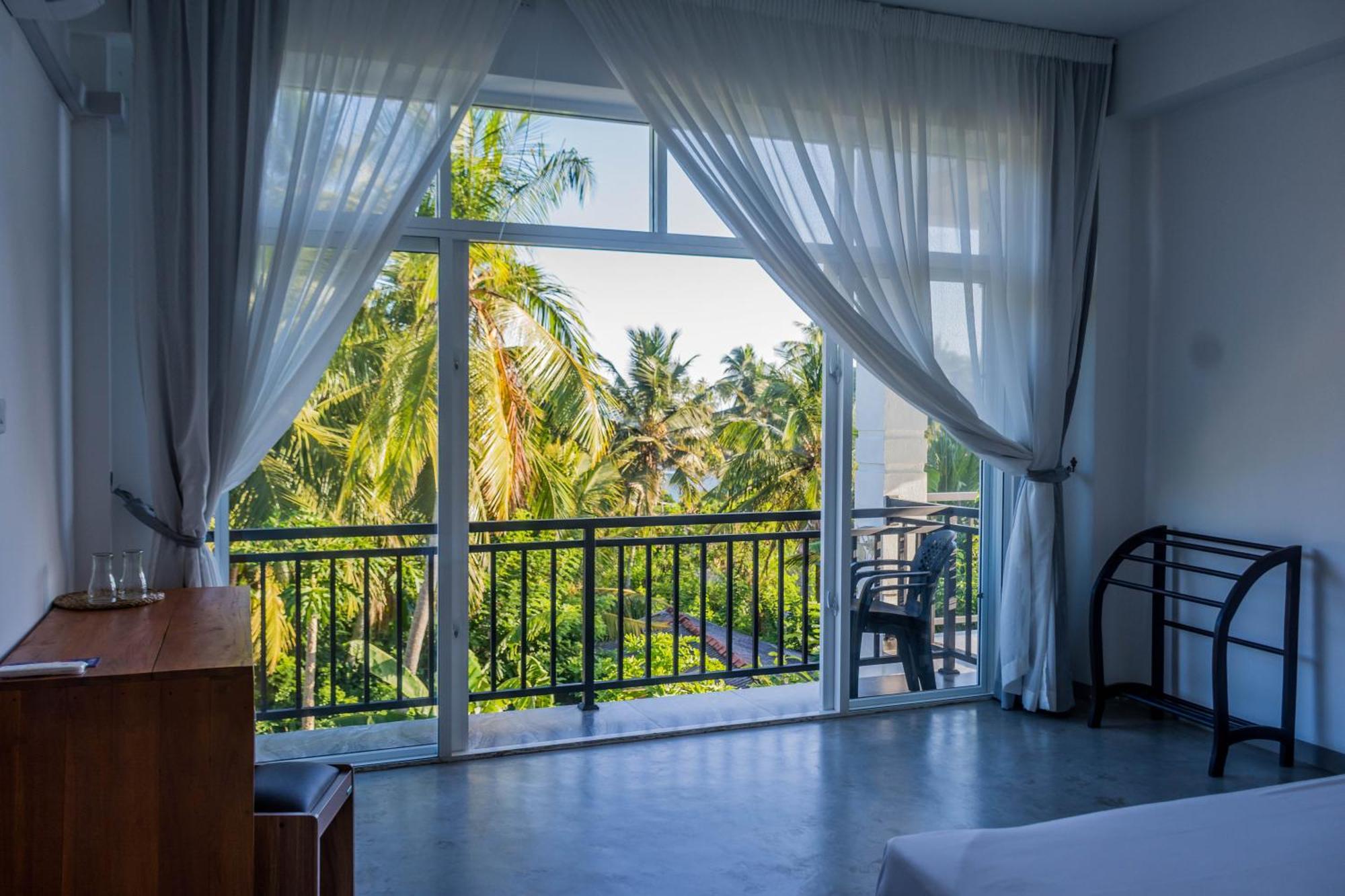 Hotel Zodiak à Tangalle Extérieur photo